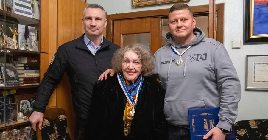 Залужному та Костенко надали звання “Почесний громадянин Києва”