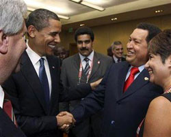 Уго Чавес рассказал Обаме, как спасти мир 