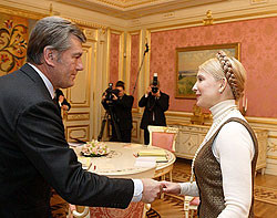 Ющенко и Тимошенко поговорили наедине о наболевшем 
