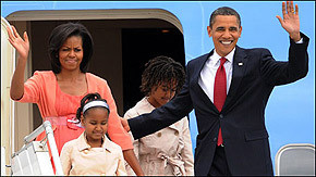 Дочки Обамы стали поклонницами Надежды Бабкиной 