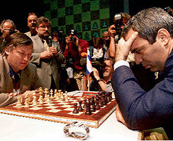 Карпов и Каспаров вновь сыграют между собой  