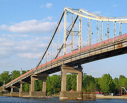 Мост на Труханов остров закроют  