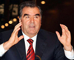 Президент призвал таджиков делать запасы еды на два года вперёд 