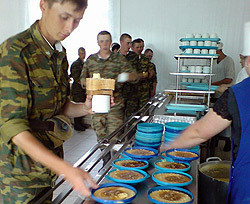 Российским солдатам вместо сигарет  выдают карамельки  