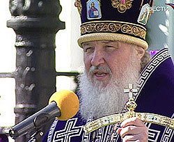 Патриарх Кирилл уверяет шахтёров, что украинцы и русские  - «это один народ» 