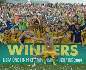 Украина впервые стала чемпионом Европы по футболу! 