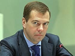 Медведев отложил приезд в Украину нового посла РФ 