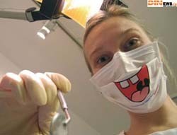 Девочке удалили 33 лишних зуба 
