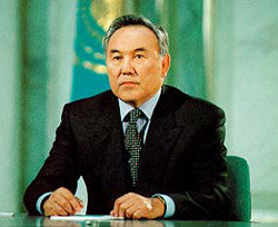 Назарбаева хотят сделать пожизненным президентом Казахстана 
