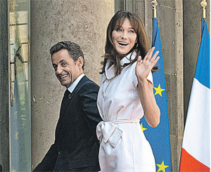 Саркози хочется быть Гулливером? 