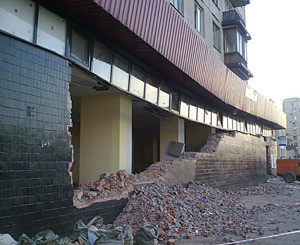 В Ивано-Франковске обрушилась стена жилого дома  