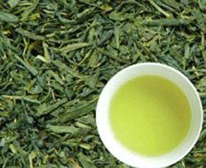 Ученые выяснили, что зеленый чай разрушает кости 