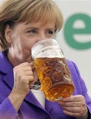 Ангела Меркель заранее празднует победу на выборах 