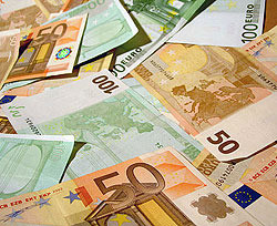Доллар и евро начали дорожать  