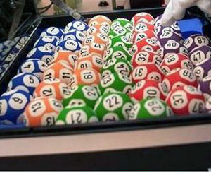 15 процентов от продаж лотерейных билетов отдадут малообеспеченным 