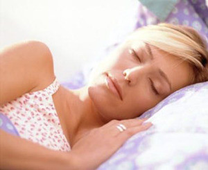 Ученые доказали, что спать при свете очень вредно  