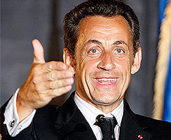 Какую зарплату получает Николя Саркози? 