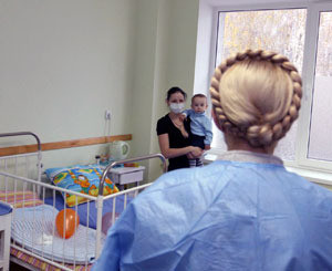 Премьер хочет создать украинскую вакцину против гриппа 
