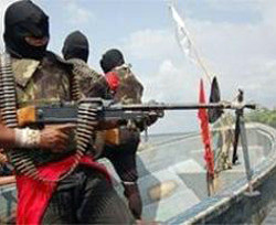Украинские моряки смогли отбиться от сомалийских пиратов 