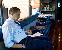 Обама вступил в переписку с молодой кубинкой 