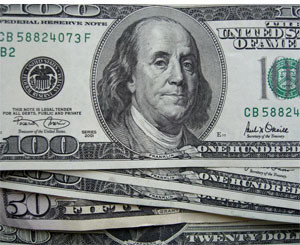 Доллар упал ниже 8 гривен. До выборов? 