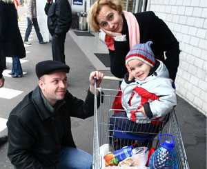 Потребительская корзина от «Комсомолки»: Почем жизнь среднего класса 