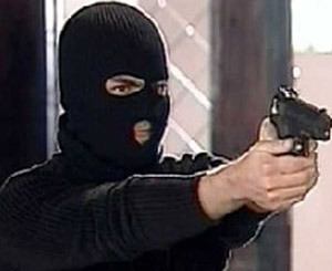 В Одессе люди в масках ограбили банк  