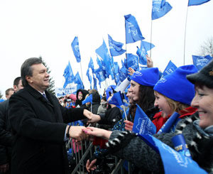 Виктор Янукович: «На примере таких строительств мы видим, как объединяется общество» 