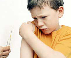 Без разрешения родителей прививки школьникам делать нельзя  