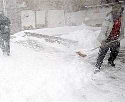 Завтра в Украине продолжатся сильные снегопады 