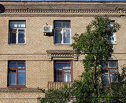 Жителям центра Киева могут запретить ставить пластиковые окна 