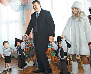 Виктор Янукович: «Я - за эффективность, а они - за эффектность. В этом главная разница»  