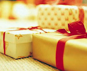 На подарки к Новому году мы в среднем потратим по 750 гривен 