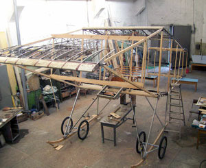 В Харькове строят старинный самолет по чертежам 100-летней давности 