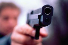 Пьяный экс-милиционер устроил стрельбу в винницком кинотеатре 
