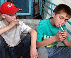 Киевских школьников отучат пить и курить 