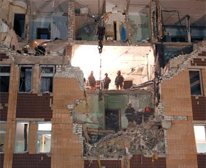 Спасать на руинах луганской больницы №7 больше некого 