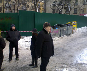 В самом центре Киева идет война за сквер [ВИДЕО] 