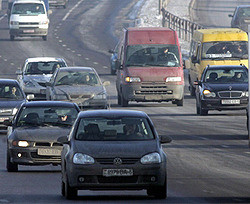 Через три месяца изменятся правила ввоза автомобилей в Украину 