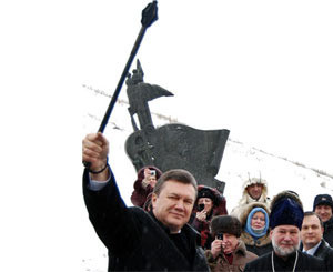 Янукович - президент. Теперь уже официально 
