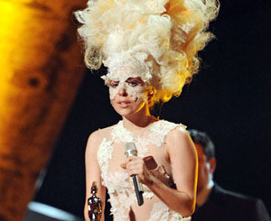Леди ГаГа получила сразу три награды Brit Awards-2010 