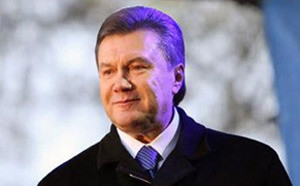 Янукович собирается переписать Конституцию 