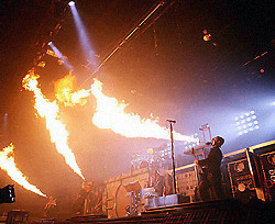 На концерте Rammstein «оторвется» половина Верховной Рады 