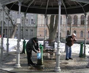Воду из бюветов киевляне будут пить за деньги? 
