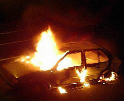 На киевском СТО сгорел автомобиль 