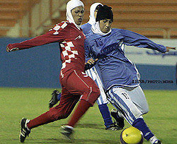 Женская сборная Ирана по футболу не сможет выступить на юношеских Олимпийских играх из-за одежды 
