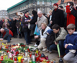 Траур в Польше продлят на два дня 