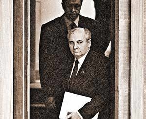 О чем промолчал Горбачев на историческом апрельском пленуме ЦК? 