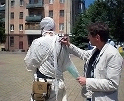 По улицам Луганска расхаживала «ожившая мумия» Сталина  