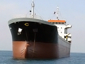 На Кипре задержано судно с украинцами и танками на борту